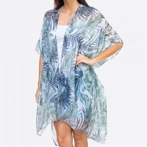 🆕Tropical print kimono island vibes